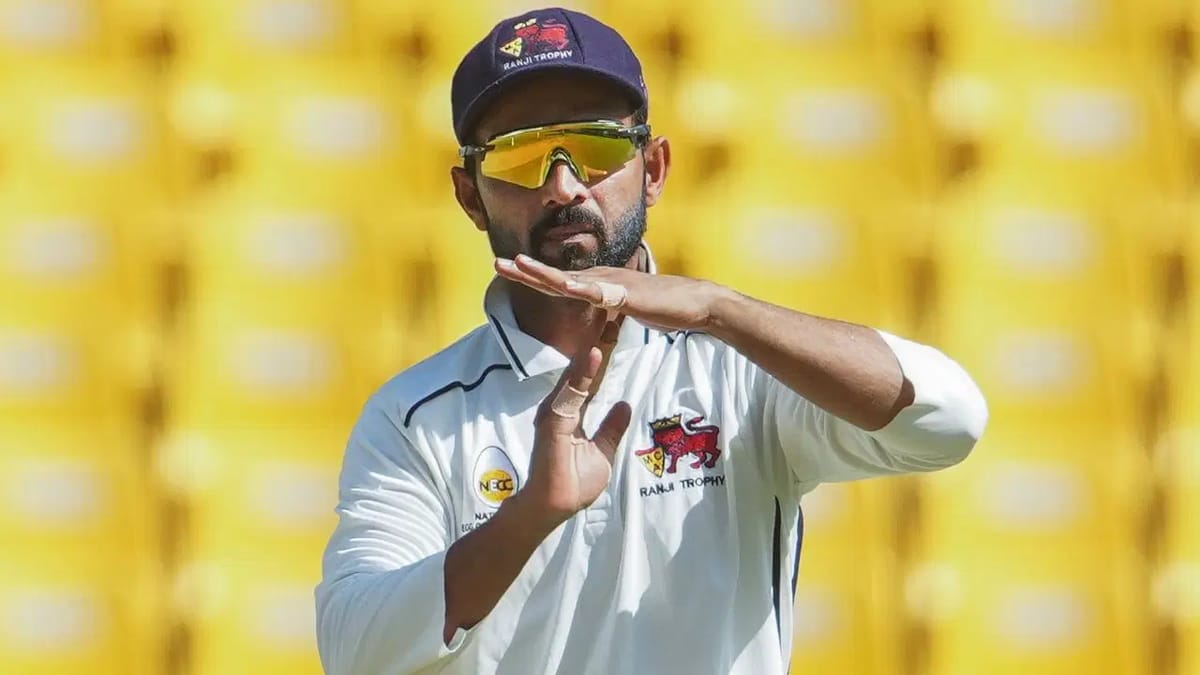 Ajinkya Rahane Steps Down as Mumbai’s Ranji Trophy Captain Ajinkya Rahane taking DRS as Mumbai's captain in a Ranji Trophy Match
