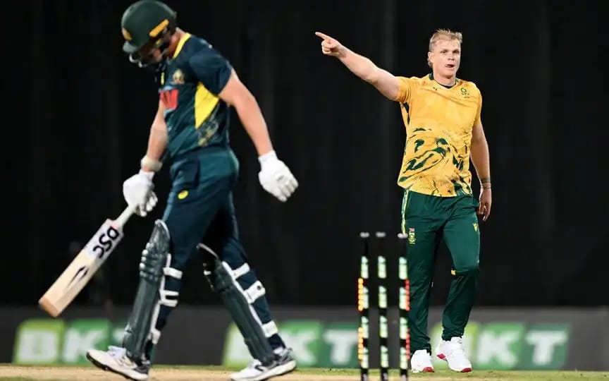 Corbin Bosch gets demerit point for Dwarshuis send-off in 2nd T20I Corbin Bosch celebrates after dismissing Ben Dwarshuis during the 2nd T20I between South Africa and Australia in Darwin.