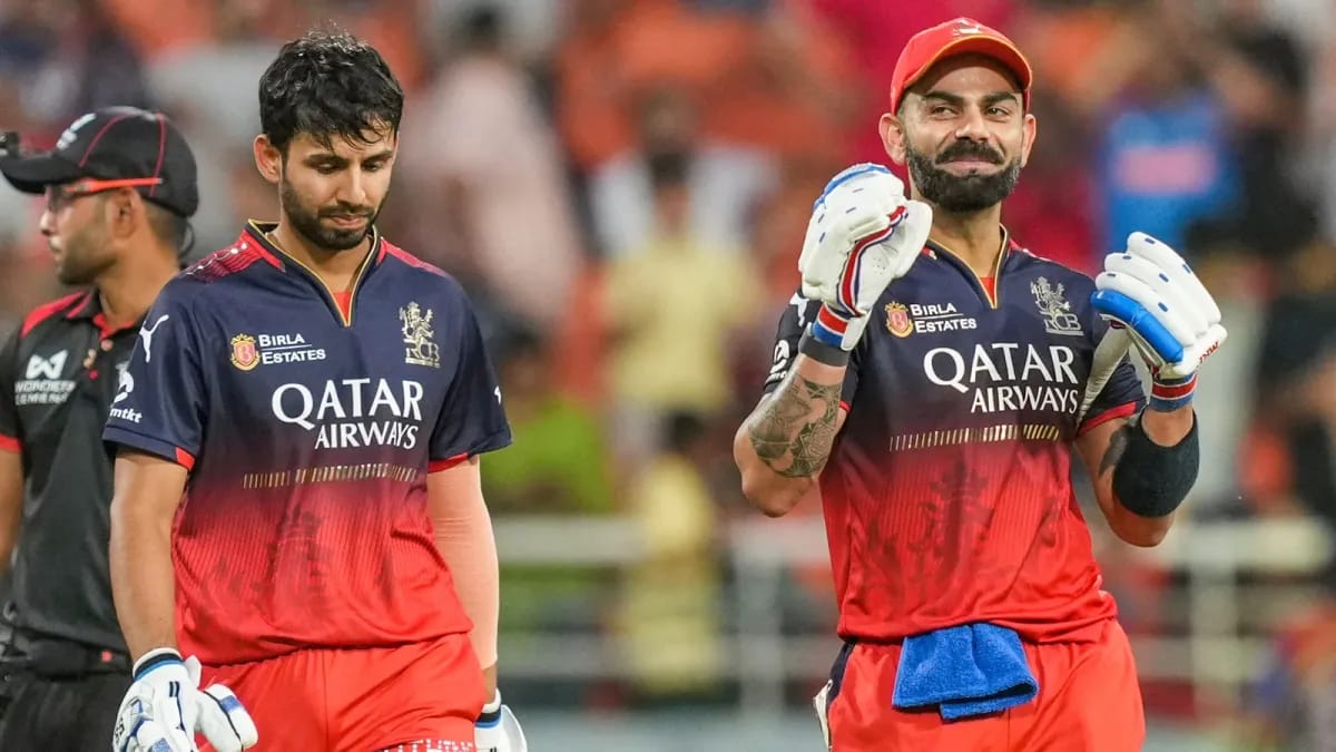 “Kyu Pareshaan Karu?” Jitesh Sharma On Sharing RCB’s Dressing Room With Virat Kohli Jitesh Sharma and Virat Kohli share a light moment on field during batting together.