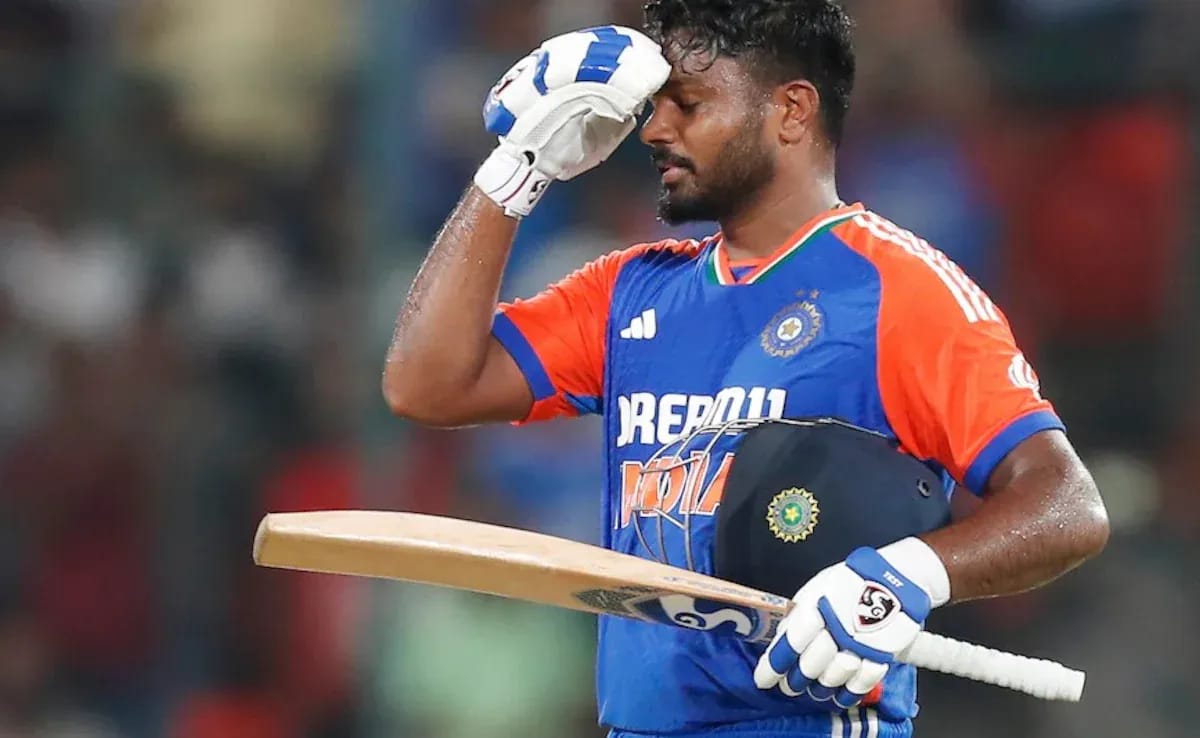 Samson gestures mid-innings during Asia Cup 2025, discussing his flexible batting role after moving from opener to a floating middle‑order slot.
