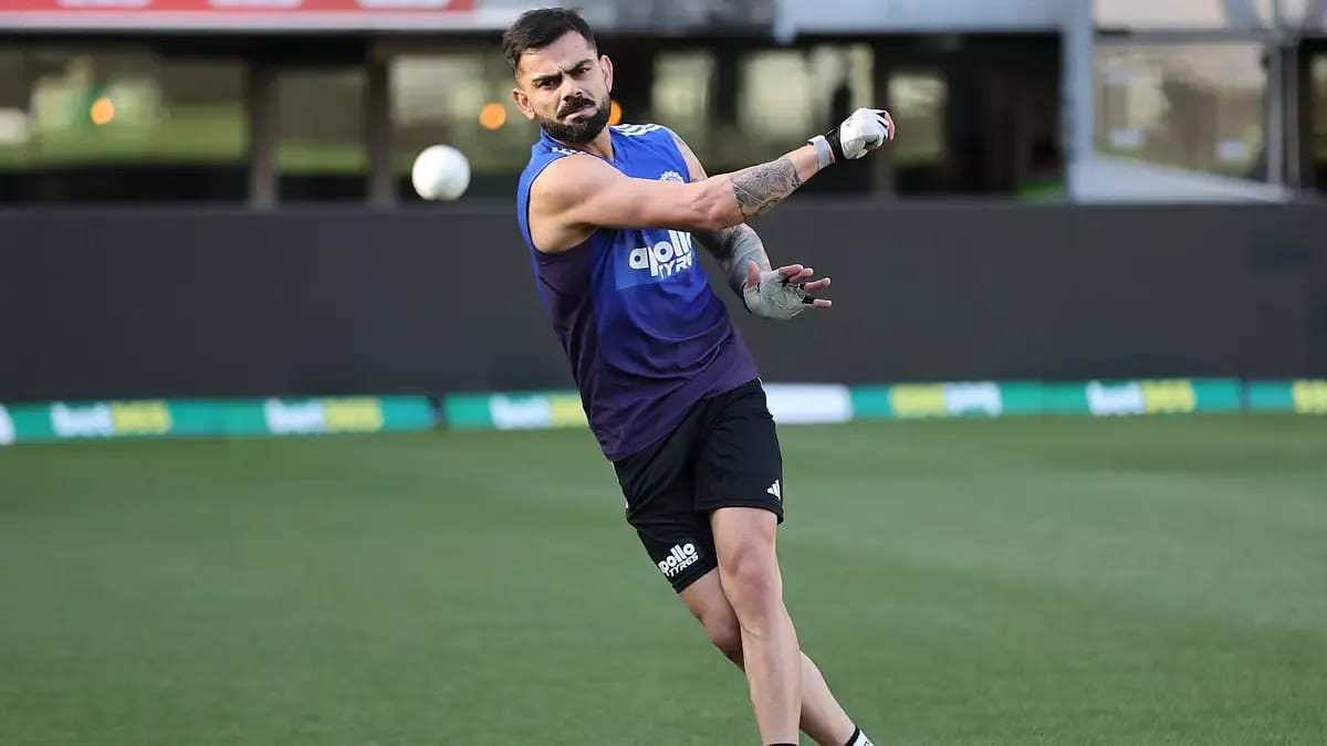 Virat Kohli signing autographs for hundreds of excited fans outside Optus Stadium in Perth ahead of the first ODI against Australia, receiving a hero's welcome after 8 months away from cricket.