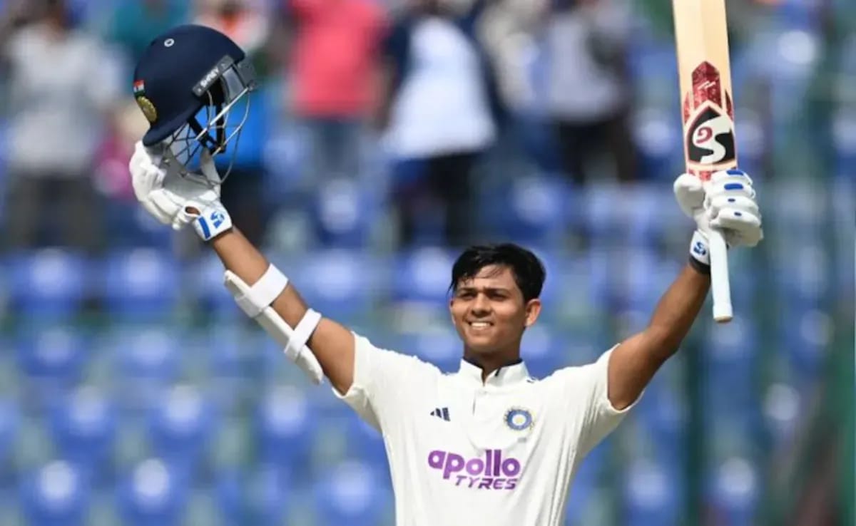 Mohammad Kaif Predicts Yashasvi Jaiswal Will Break Virender Sehwag's 319 Test Record, Not Shubman Gill Yashasvi Jaiswal celebrating century during Test match, as former India batsman Mohammad Kaif predicts he will break Virender Sehwag's record of 319